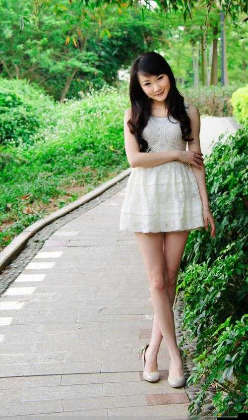 國模小玉展現(xiàn)時(shí)尚魅力引領(lǐng)潮流風(fēng)尚的精彩瞬間