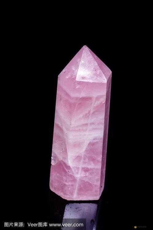 粉色視頻蘇晶體結構的特性與應用探討