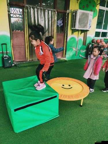 另類乄乄乄乄ZOZO：獨(dú)特的存在