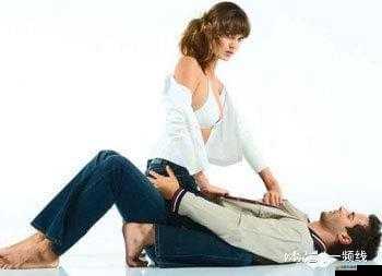 午夜性愛：一場神秘的情感交融