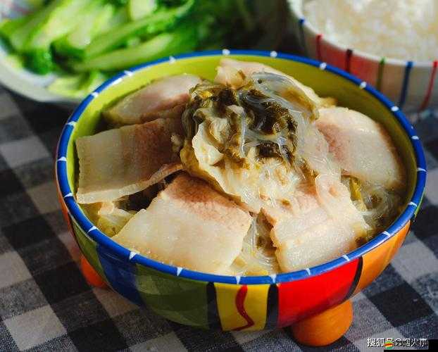 每天在汆肉中醒來：軍里的別樣生活