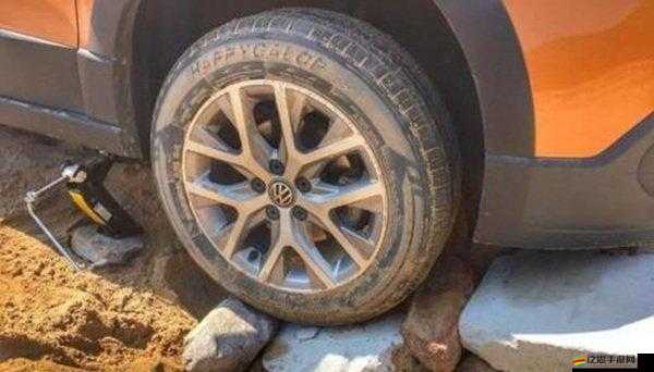 全面解析旋轉輪胎車輛陷進泥坑的有效解決方法與技巧