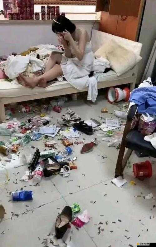 不蓋被子打牌生孩子免費觀看但要注意身體別著涼