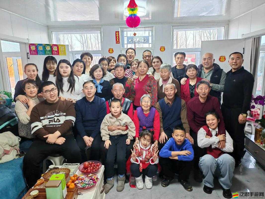 歡樂一家親：父母兒女齊聚首，共度團圓好時光