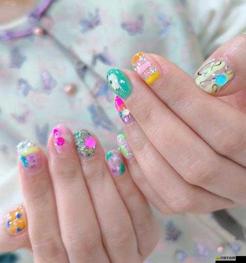 誰能拒絕一只可愛的反光 1988 意大利滿天星夸克呢？