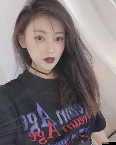 久久 AV 無(wú)碼帶來(lái)的獨(dú)特視覺(jué)沖擊與別樣體驗(yàn)