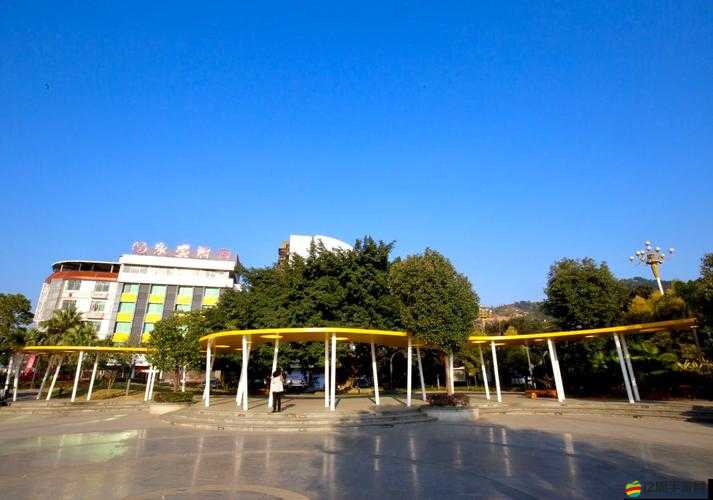 梅開二度公園當著孩子的面：是偶然還是有意？