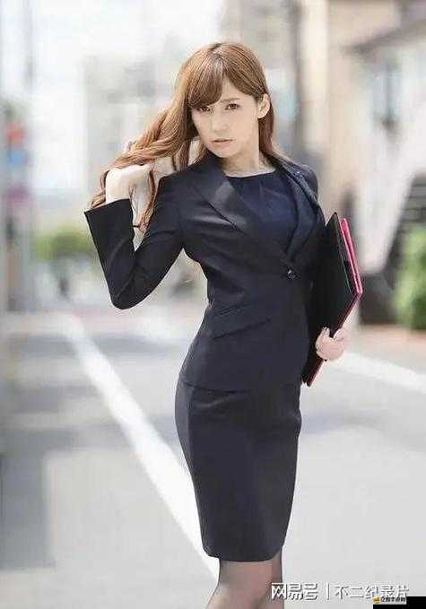 人妻巨大乳 HD 無碼：極致誘惑，讓你心跳加速