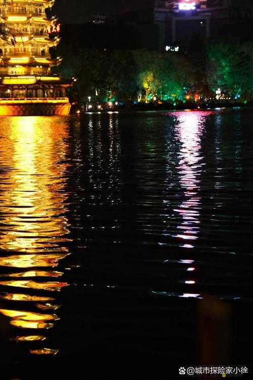 都市色網(wǎng)：探索城市之美，發(fā)現(xiàn)不一樣的色彩