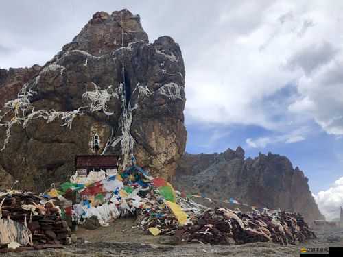 白虎一線天：探秘神秘自然奇觀的震撼之旅