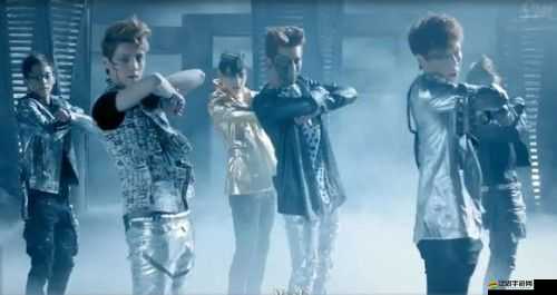 EXO媽媽MV 深情演繹觸動心靈的親情故事