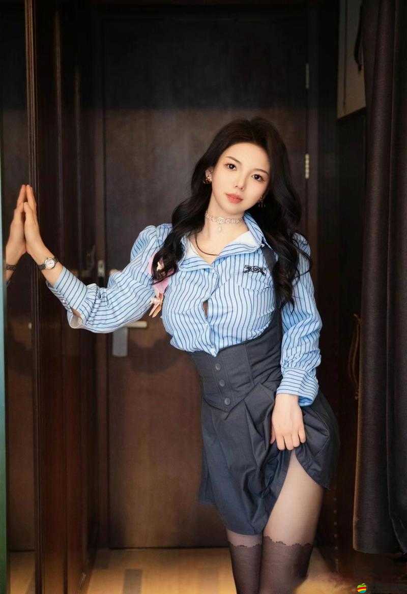：姝姝的黑絲又濕又緊：極致誘惑的私密時刻