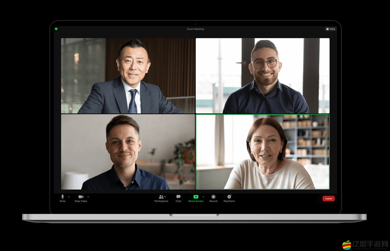 Zoom 人跟 ZoomZoomHD 有何不同？