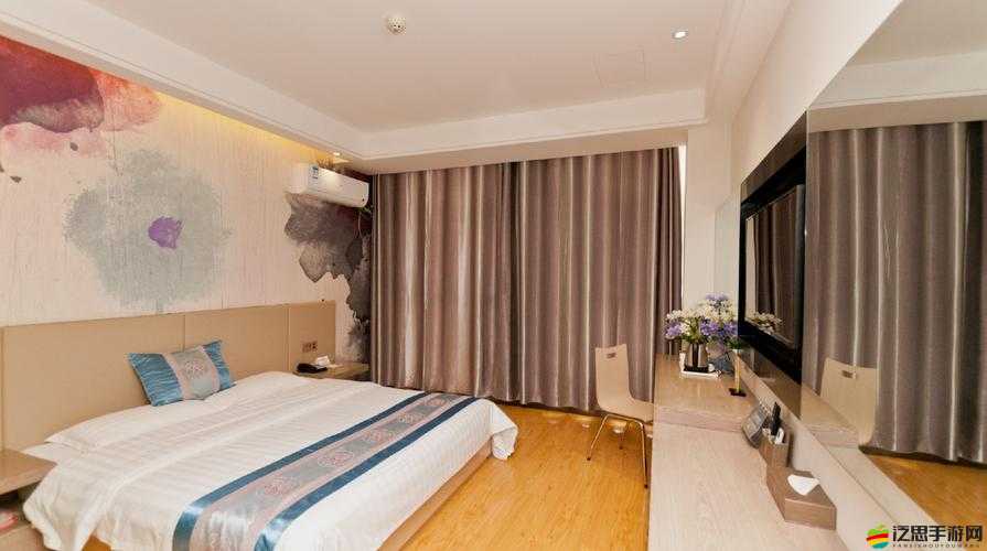 逃出速8酒店后，我究竟能否順利找到那個神秘的吹風機？