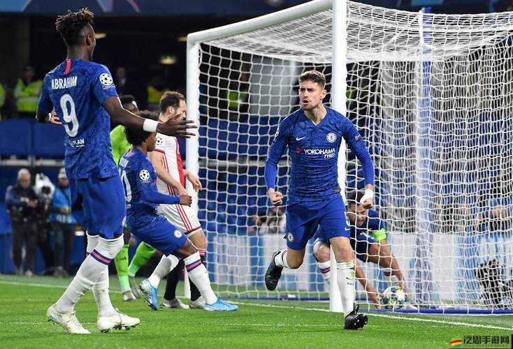 諸神王座死亡之橋上的MOBA巔峰對(duì)決，誰(shuí)能燃爆戰(zhàn)斗激情問(wèn)鼎王座？